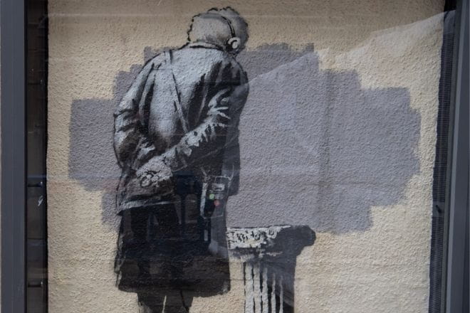 Banksy 'Art Buff'