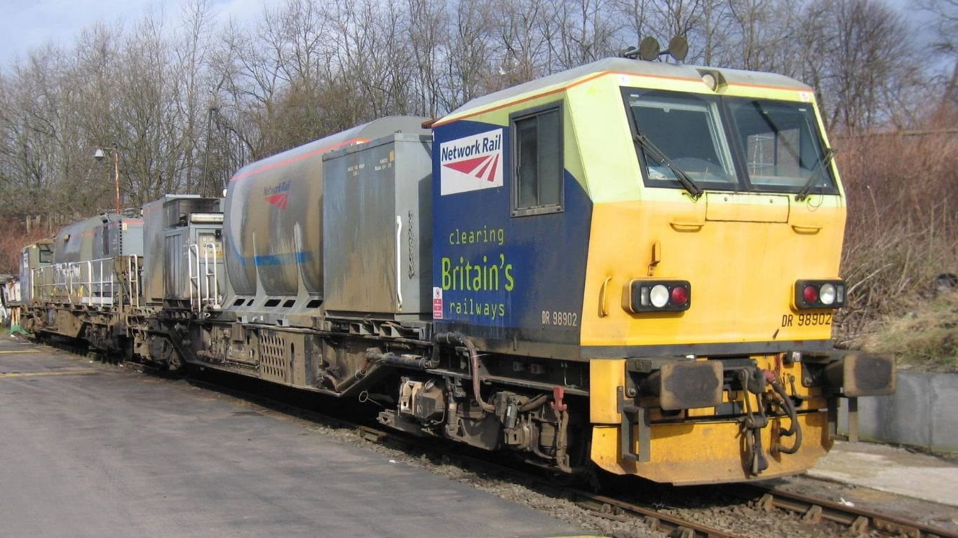 Leafbuster train