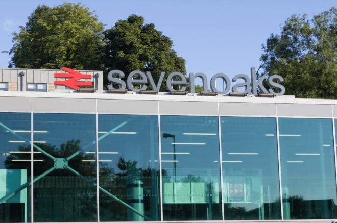 Sevenoaks station