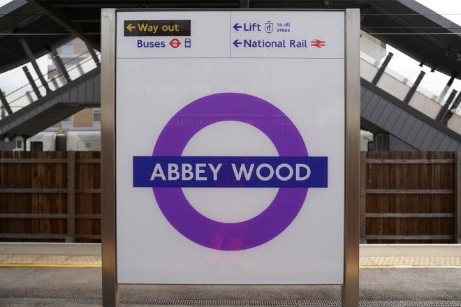 Abbey Wood platform sign